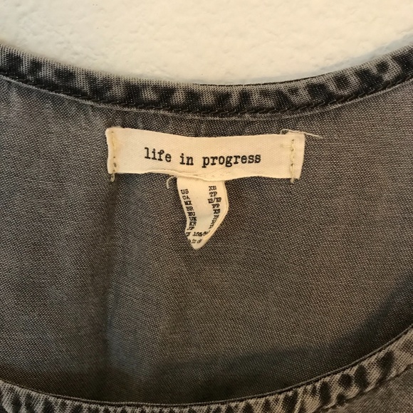 Life In Progress Gray Denim Tank Top - Picture 2 of 2